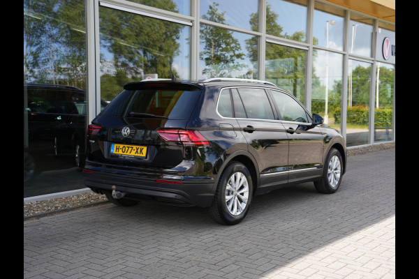 Volkswagen Tiguan 1.5 TSI Comfortline Business | Adaptive Cruise | DAB | Climate Control | Trekhaak