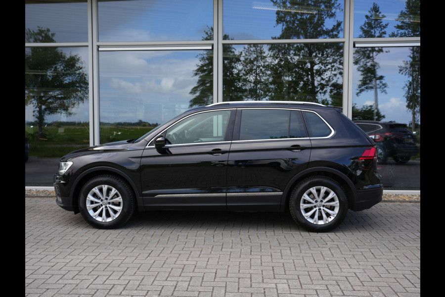 Volkswagen Tiguan 1.5 TSI Comfortline Business | Adaptive Cruise | DAB | Climate Control | Trekhaak