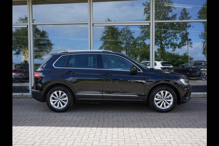 Volkswagen Tiguan 1.5 TSI Comfortline Business | Adaptive Cruise | DAB | Climate Control | Trekhaak