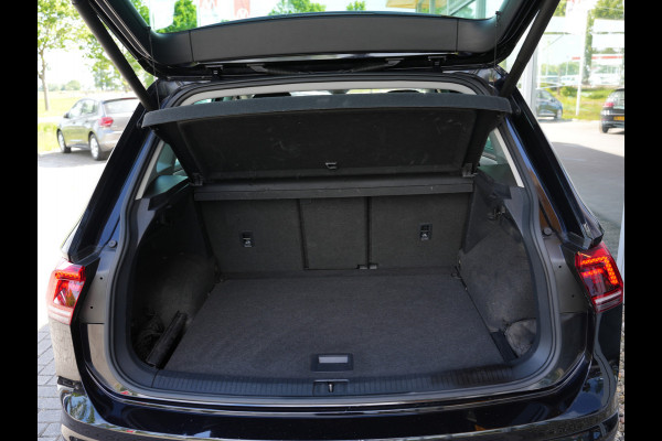 Volkswagen Tiguan 1.5 TSI Comfortline Business | Adaptive Cruise | DAB | Climate Control | Trekhaak