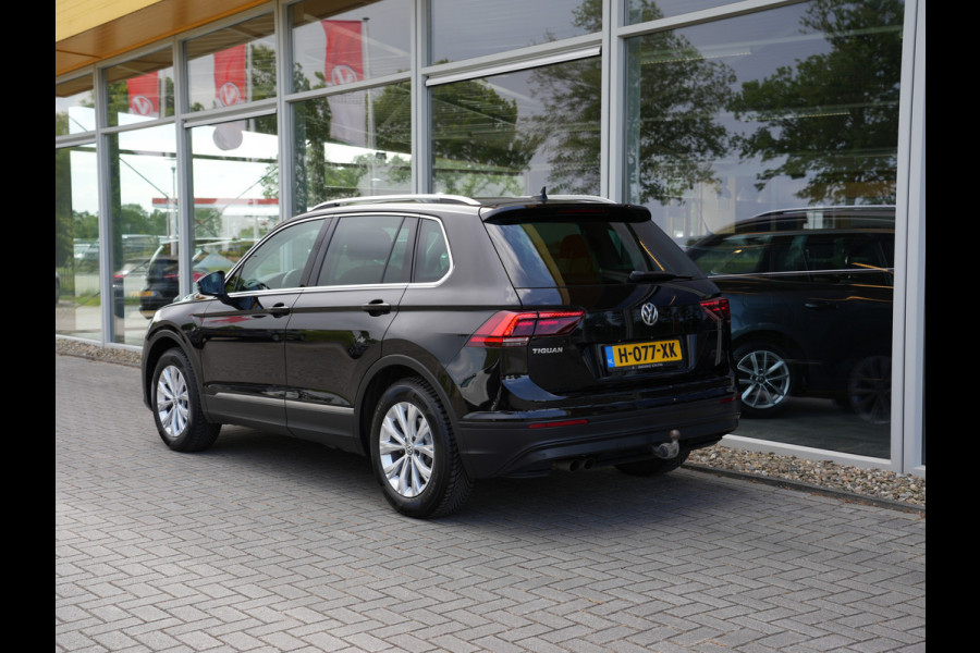 Volkswagen Tiguan 1.5 TSI Comfortline Business | Adaptive Cruise | DAB | Climate Control | Trekhaak