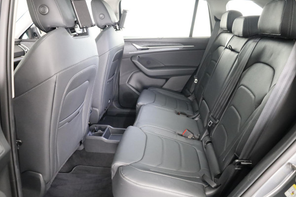 Škoda Kodiaq 1.5 TSI PHEV Business Edition 204pk | Panoramadak | Trekhaak | Light&View pakket | Head up display