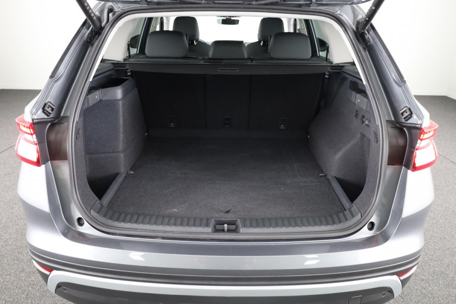 Škoda Kodiaq 1.5 TSI PHEV Business Edition 204pk | Panoramadak | Trekhaak | Light&View pakket | Head up display