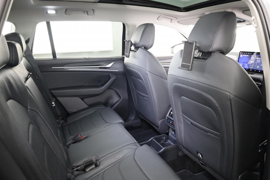 Škoda Kodiaq 1.5 TSI PHEV Business Edition 204pk | Panoramadak | Trekhaak | Light&View pakket | Head up display