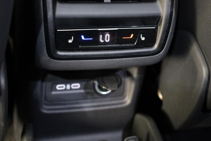 Škoda Kodiaq 1.5 TSI PHEV Business Edition 204pk | Panoramadak | Trekhaak | Light&View pakket | Head up display