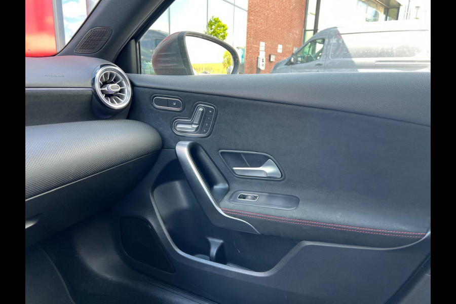 Mercedes-Benz A-Klasse 250 e Business Solution AMG Limited