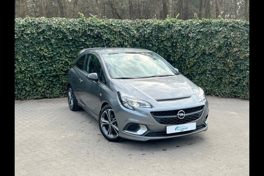Opel Corsa 1.4 GSi 150 PK | Recaro Stoelen | Bi-Xenon | Stoel + Stuurverwarming