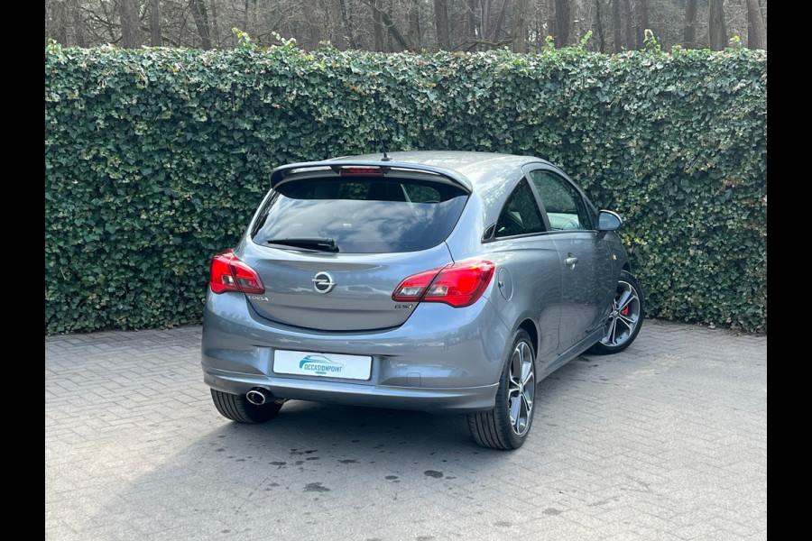 Opel Corsa 1.4 GSi 150 PK | Recaro Stoelen | Bi-Xenon | Stoel + Stuurverwarming
