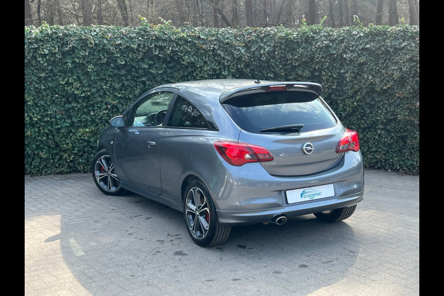 Opel Corsa 1.4 GSi 150 PK | Recaro Stoelen | Bi-Xenon | Stoel + Stuurverwarming