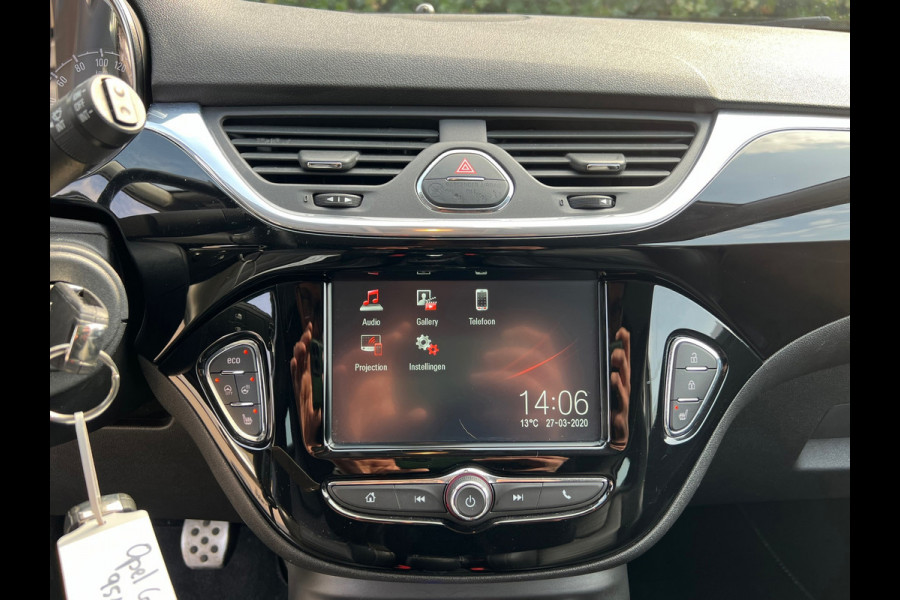 Opel Corsa 1.4 GSi 150 PK | Recaro Stoelen | Bi-Xenon | Stoel + Stuurverwarming