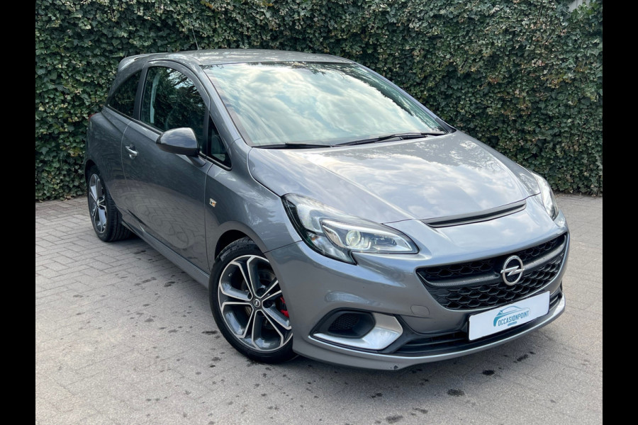 Opel Corsa 1.4 GSi 150 PK | Recaro Stoelen | Bi-Xenon | Stoel + Stuurverwarming