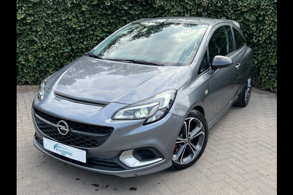 Opel Corsa 1.4 GSi 150 PK | Recaro Stoelen | Bi-Xenon | Stoel + Stuurverwarming