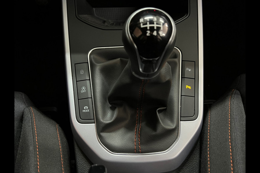 Seat Arona 1.0 TSI FR Bus. Intense | Facelift | Camera | Carplay | Matrix LED | Virtual | Ambient | Fabrieksgarantie