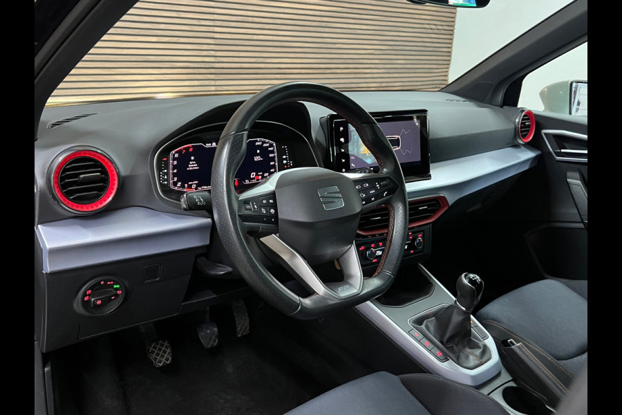 Seat Arona 1.0 TSI FR Bus. Intense | Facelift | Camera | Carplay | Matrix LED | Virtual | Ambient | Fabrieksgarantie