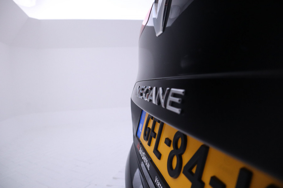 Renault MEGANE Estate 1.3 TCe Limited 140Pk, Navigatie, Climate,
