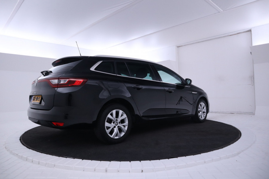 Renault MEGANE Estate 1.3 TCe Limited 140Pk, Navigatie, Climate,