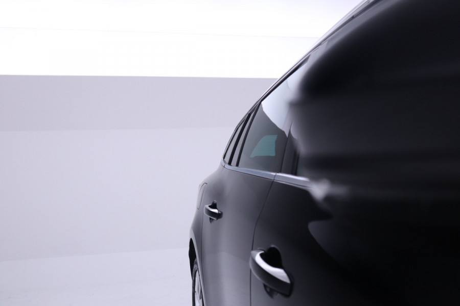 Renault MEGANE Estate 1.3 TCe Limited 140Pk, Navigatie, Climate,