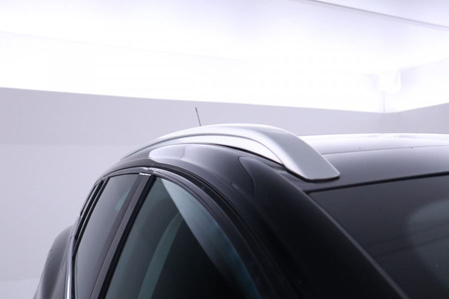 Renault MEGANE Estate 1.3 TCe Limited 140Pk, Navigatie, Climate,