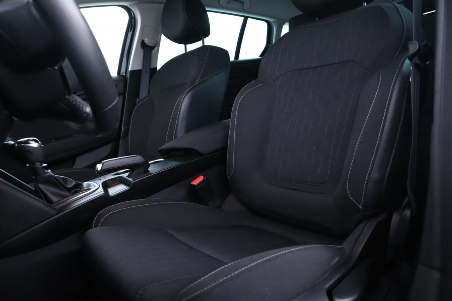 Renault MEGANE Estate 1.3 TCe Limited 140Pk, Navigatie, Climate,