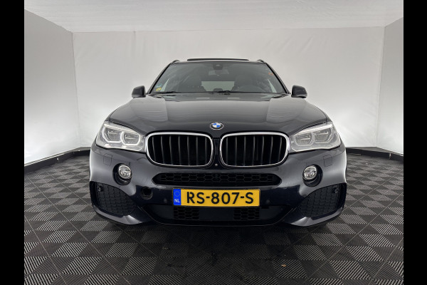 BMW X5 xDrive30d High Executive M-Sportpack Aut. *PANO | LUXURY-LEATHER | FULL-LED | HARMAN/KARDON-SURROUND | HEAD-UP | MEMORY-PACK | DIGI-COCKPIT | KEYLESS | CAMERA | NAVI-FULLMAP | AMBIENT-LIGHT | HEATED-COMFORT-SEATS | SHIFT-PADDLES
