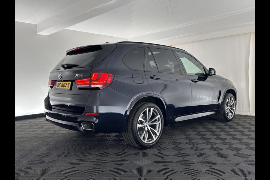 BMW X5 xDrive30d High Executive M-Sportpack Aut. *PANO | LUXURY-LEATHER | FULL-LED | HARMAN/KARDON-SURROUND | HEAD-UP | MEMORY-PACK | DIGI-COCKPIT | KEYLESS | CAMERA | NAVI-FULLMAP | AMBIENT-LIGHT | HEATED-COMFORT-SEATS | SHIFT-PADDLES
