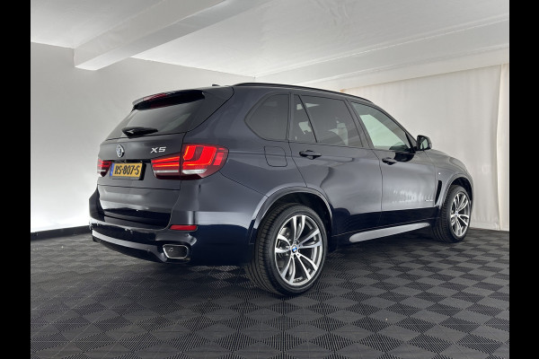 BMW X5 xDrive30d High Executive M-Sportpack Aut. *PANO | LUXURY-LEATHER | FULL-LED | HARMAN/KARDON-SURROUND | HEAD-UP | MEMORY-PACK | DIGI-COCKPIT | KEYLESS | CAMERA | NAVI-FULLMAP | AMBIENT-LIGHT | HEATED-COMFORT-SEATS | SHIFT-PADDLES