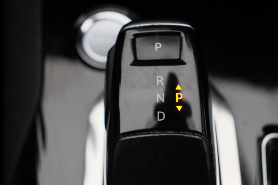 Peugeot 3008 1.6 GT Line Automaat Carplay Navigatie Camera Leder Climate-control * Origineel Nederlands *
