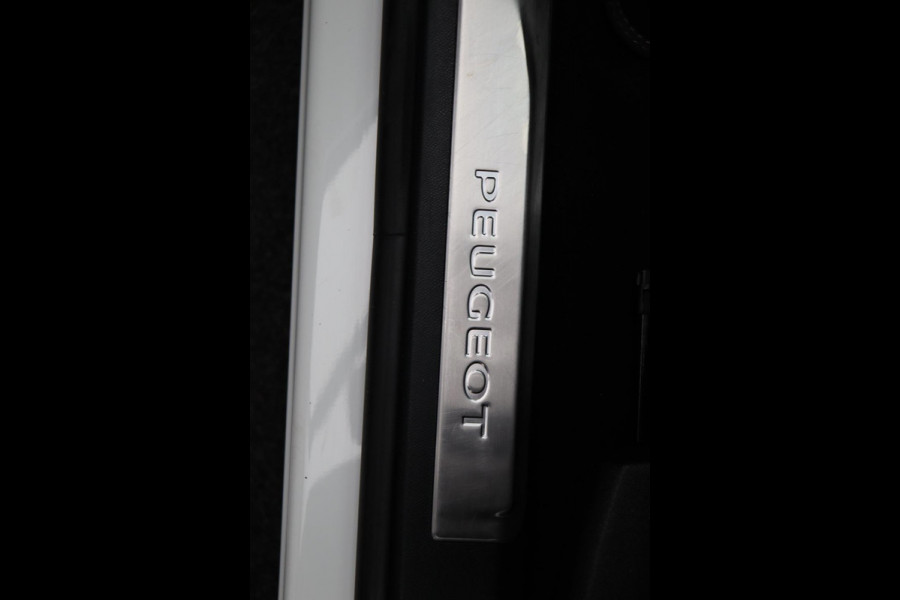 Peugeot 3008 1.6 GT Line Automaat Carplay Navigatie Camera Leder Climate-control * Origineel Nederlands *