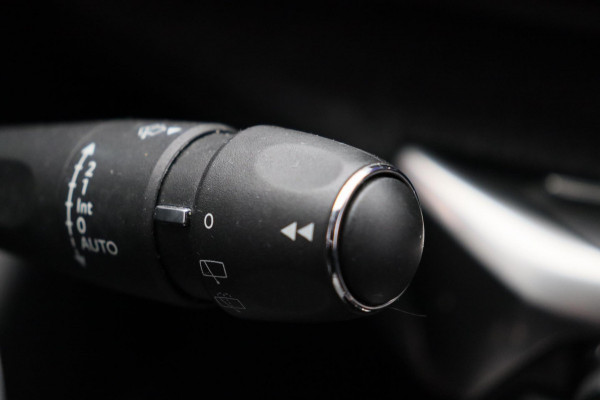 Peugeot 3008 1.6 GT Line Automaat Carplay Navigatie Camera Leder Climate-control * Origineel Nederlands *