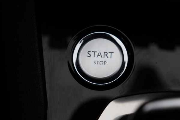 Peugeot 3008 1.6 GT Line Automaat Carplay Navigatie Camera Leder Climate-control * Origineel Nederlands *