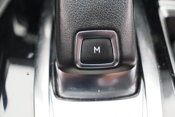 Peugeot 3008 1.6 GT Line Automaat Carplay Navigatie Camera Leder Climate-control * Origineel Nederlands *