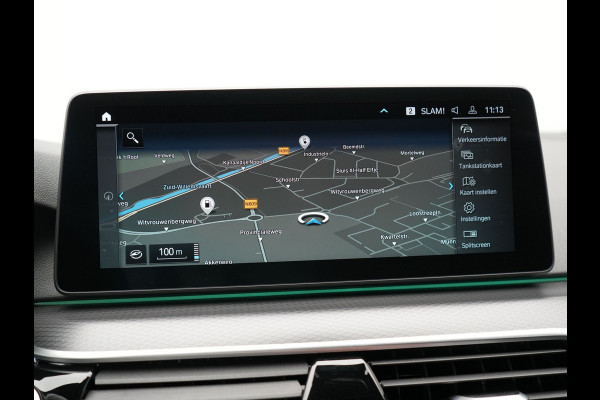 BMW 5 Serie Touring 530e xDrive M Sport Plug in Hybrid | PHEV | Adaptive Cruise | Meesturende achteras | Lederen Sportstoelen Memory | Adaptive Onderstel | Carplay | Camera | LED |