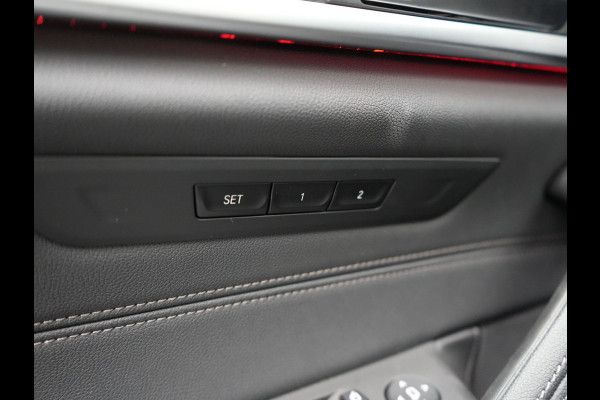 BMW 5 Serie Touring 530e xDrive M Sport Plug in Hybrid | PHEV | Adaptive Cruise | Meesturende achteras | Lederen Sportstoelen Memory | Adaptive Onderstel | Carplay | Camera | LED |