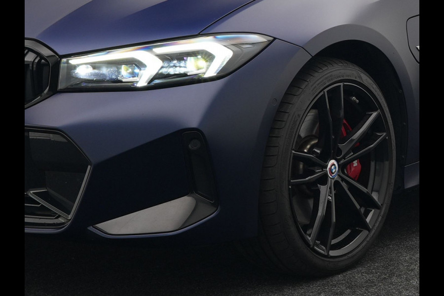 BMW 3 Serie Touring 330e M Sport Individual Plug In Hybrid 293pk Facelift PHEV  | Panodak | Individual Lederen Sportstoelen Memory | Adaptive Cruise | Widescreen Navi | 19"L.M | Keyless | Head Up |