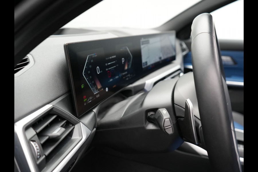 BMW 3 Serie Touring 330e M Sport Individual Plug In Hybrid 293pk Facelift PHEV  | Panodak | Individual Lederen Sportstoelen Memory | Adaptive Cruise | Widescreen Navi | 19"L.M | Keyless | Head Up |