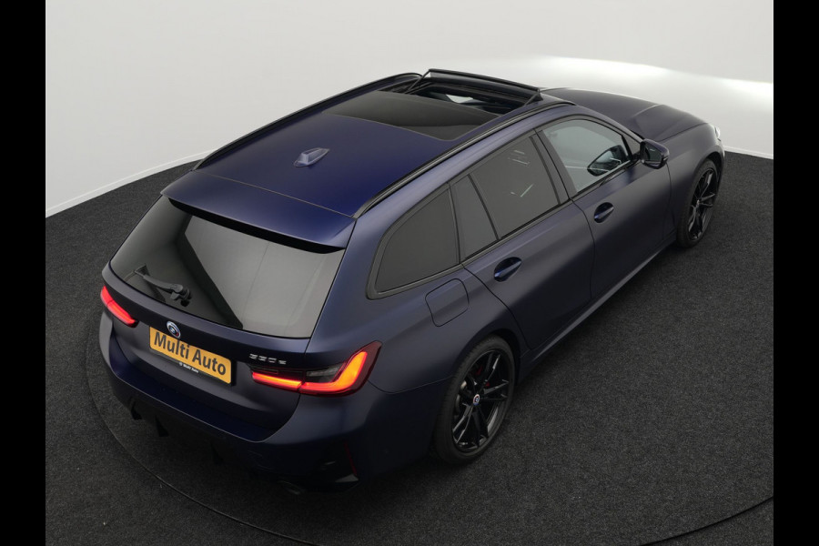 BMW 3 Serie Touring 330e M Sport Individual Plug In Hybrid 293pk Facelift PHEV  | Panodak | Individual Lederen Sportstoelen Memory | Adaptive Cruise | Widescreen Navi | 19"L.M | Keyless | Head Up |