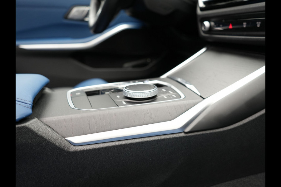 BMW 3 Serie Touring 330e M Sport Individual Plug In Hybrid 293pk Facelift PHEV  | Panodak | Individual Lederen Sportstoelen Memory | Adaptive Cruise | Widescreen Navi | 19"L.M | Keyless | Head Up |
