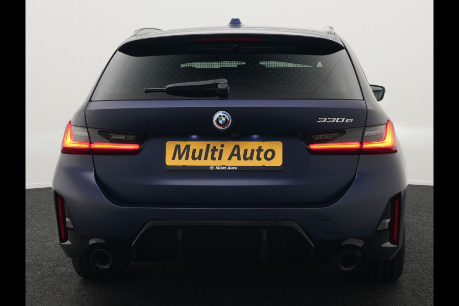 BMW 3 Serie Touring 330e M Sport Individual Plug In Hybrid 293pk Facelift PHEV  | Panodak | Individual Lederen Sportstoelen Memory | Adaptive Cruise | Widescreen Navi | 19"L.M | Keyless | Head Up |