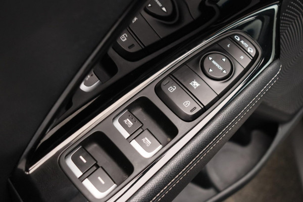 Kia Niro 1.6 GDi Hybrid DynamicPlusLine Adaptieve/Cruise Stoelverwarming Camera