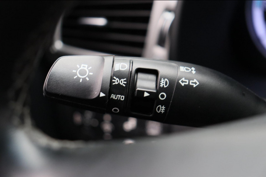 Kia Niro 1.6 GDi Hybrid DynamicPlusLine Adaptieve/Cruise Stoelverwarming Camera