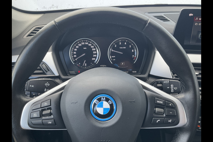 BMW X1 xDrive25e 222PK Automaat Trekhaak Leder Carplay Led Elek.Klep Plug-in!