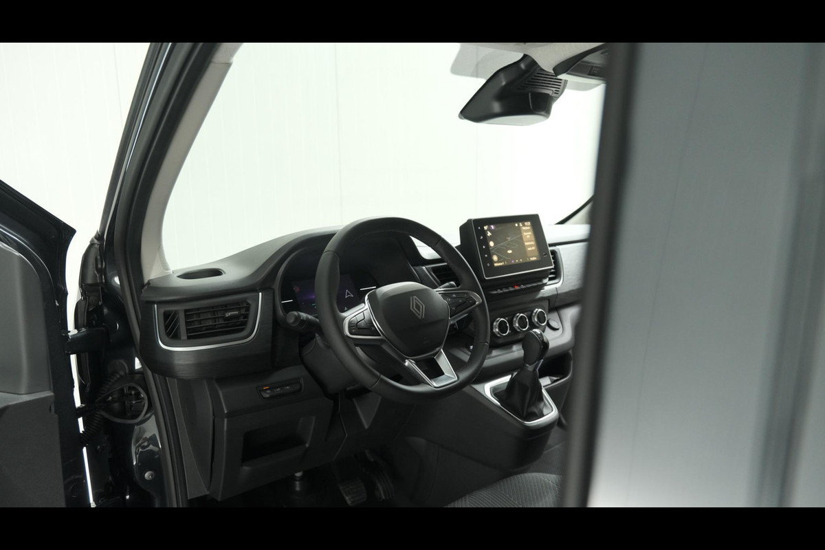 Renault Trafic 2.0 Blue dCi EDC 170 T29 L2H1 Extra DC | Direct Leverbaar | Camera | Navigatie | Climate Control | Dubbele Cabine Renault Trafic 2.0 Blue dCi EDC 170 T29 L2H1 Extra DC | Direct Leverbaar | Camera | Navigatie | Climate Control | Dubbele Cabine