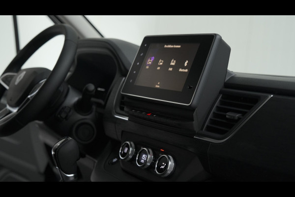 Renault Trafic 2.0 Blue dCi EDC 170 T29 L2H1 Extra DC | Direct Leverbaar | Camera | Navigatie | Climate Control | Dubbele Cabine