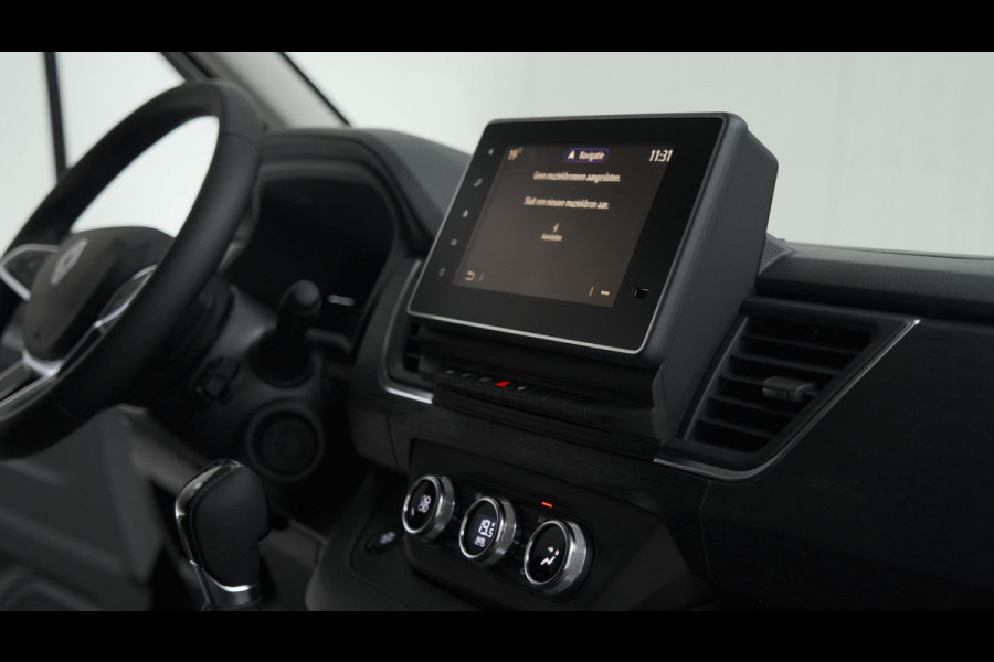 Renault Trafic 2.0 Blue dCi EDC 170 T29 L2H1 Extra DC | Direct Leverbaar | Camera | Navigatie | Climate Control | Dubbele Cabine