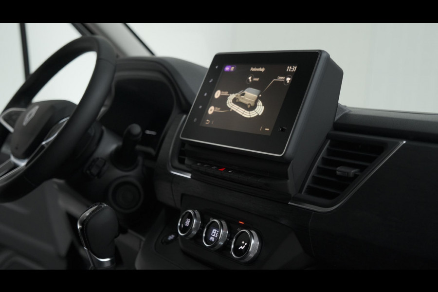 Renault Trafic 2.0 Blue dCi EDC 170 T29 L2H1 Extra DC | Direct Leverbaar | Camera | Navigatie | Climate Control | Dubbele Cabine