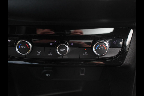 Opel Corsa 1.2 GS Panorama dak Digitale Cockpit Climate Control Dab Camera Parkeersensoren Cruise control LED Verwarmde voorstoelen Stuurwiel verwarmd Navigatie Climate control Apple carplay/ Android Auto Parkeer sensoren voor en achter