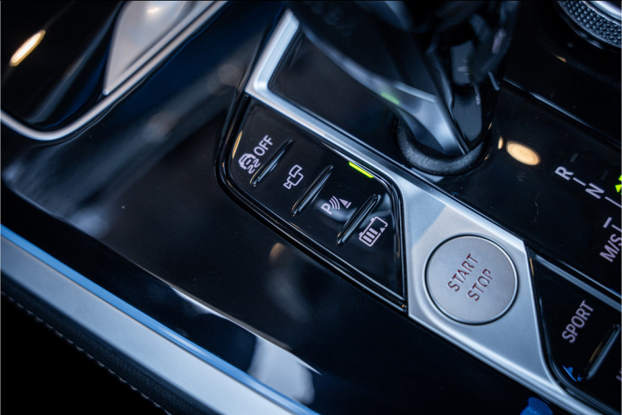 BMW X5 xDrive45e High Executive - M Sport | Panorama | Memory | 360 Camera | ACC