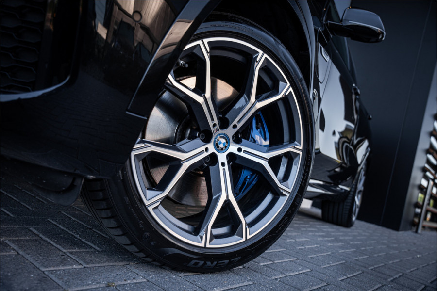 BMW X5 xDrive45e High Executive - M Sport | Panorama | Memory | 360 Camera | ACC