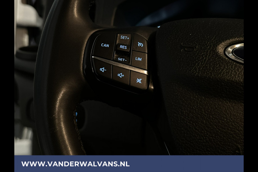 Ford Transit Custom 2.0 TDCI 130 pk L2H1 Euro6 Airco | 2800kg trekhaak | LED | Cruisecontrol | Apple Carplay Android Auto, Stoelverwarming, Verwarmde voorruit, Parkeersensoren, Bijrijdersbank
