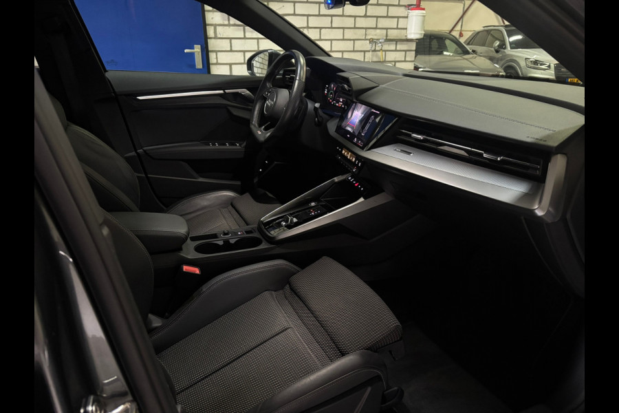 Audi A3 Sportback 40 TFSI e 3x S line panorama